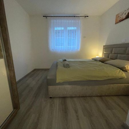 Apartma Dzana Zaga ภายนอก รูปภาพ