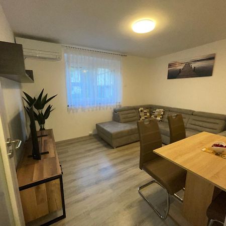 Apartma Dzana Zaga ภายนอก รูปภาพ