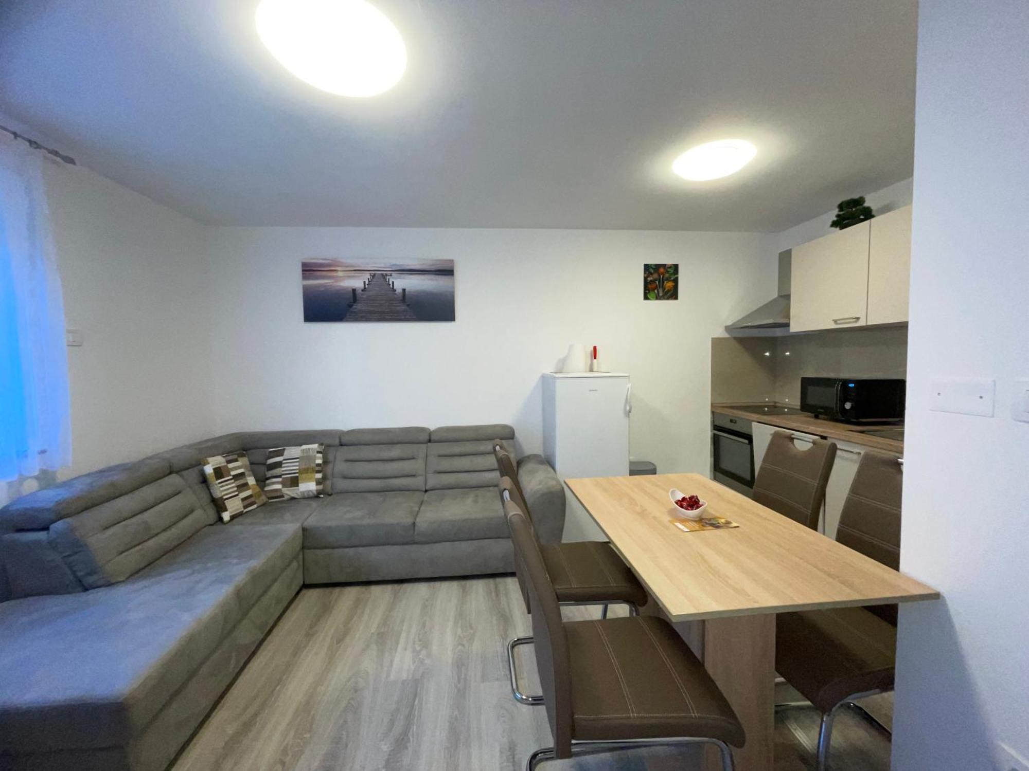 Apartma Dzana Zaga ภายนอก รูปภาพ